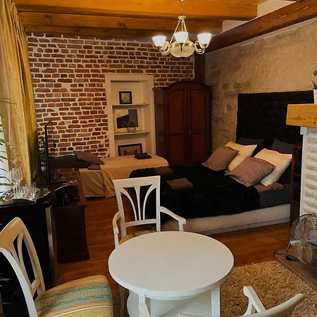Spacious Private In Old Town *